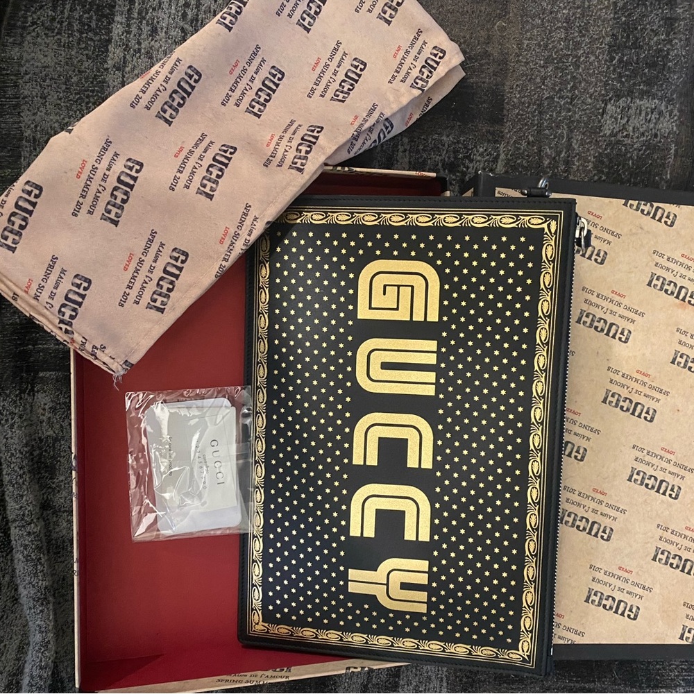 2018 Gucci Sega Pouch with tags!!
